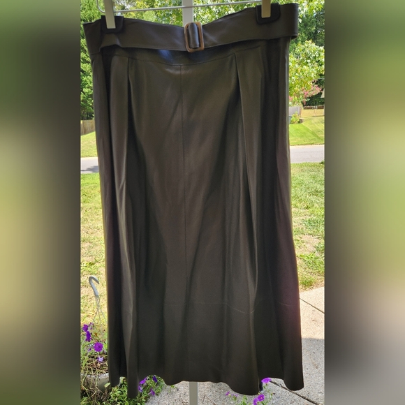 ☘NWOT VINCE Dark Olive Lambskin Leather Midi Skirt with Buckled Belt-Women sz 14 - Picture 6 of 12
